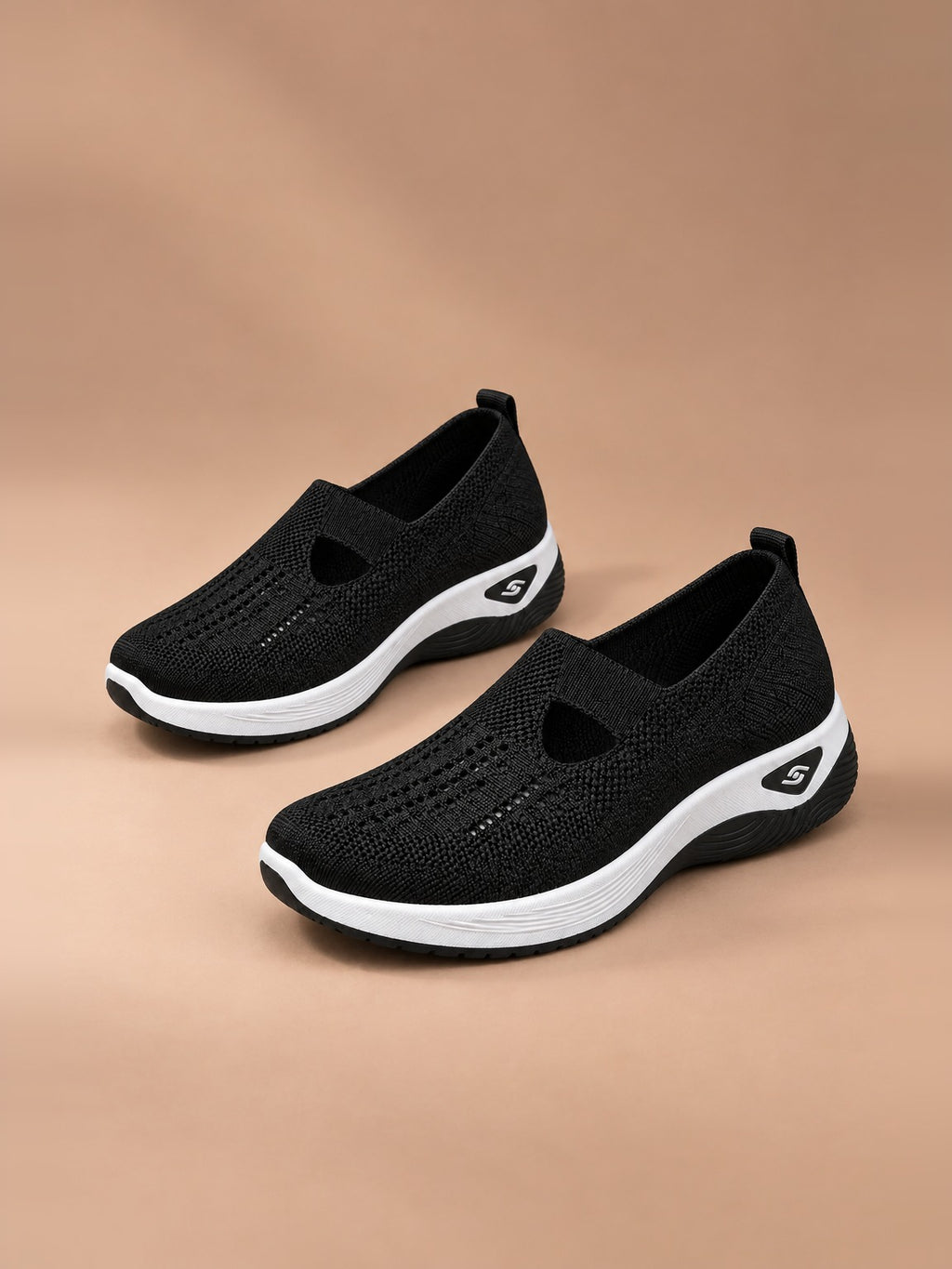 Sylvie Supportive Everyday Sneakers in black